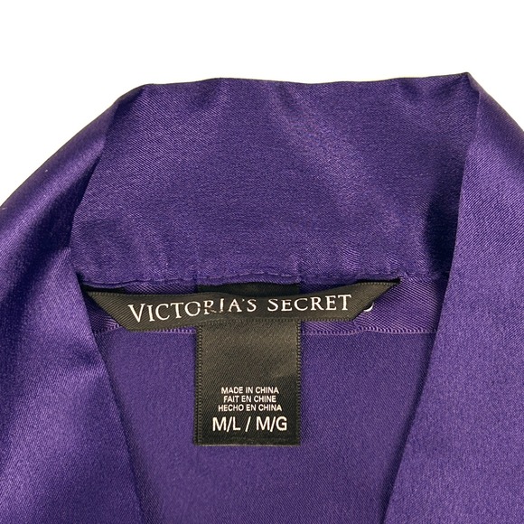 Victoria's Secret Kimono Robe M/L Satin Purple Pockets Belted 3/4 Sleeves Short - Picture 8 of 9